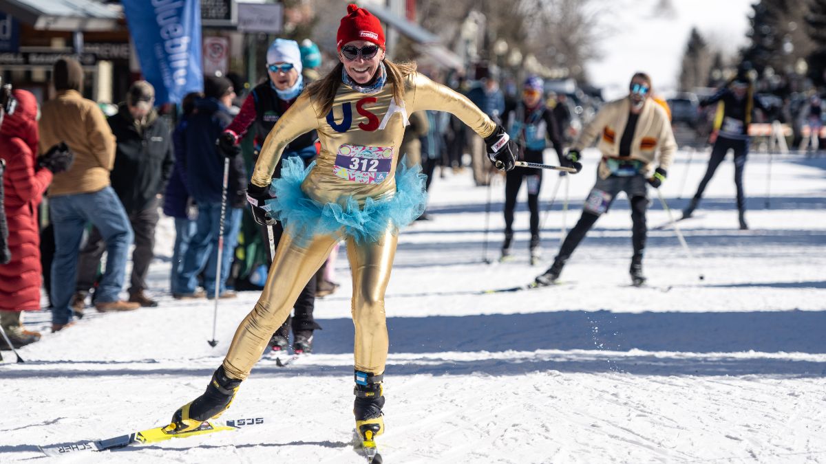 Alley Loop racer in costume on course in Crested Butte